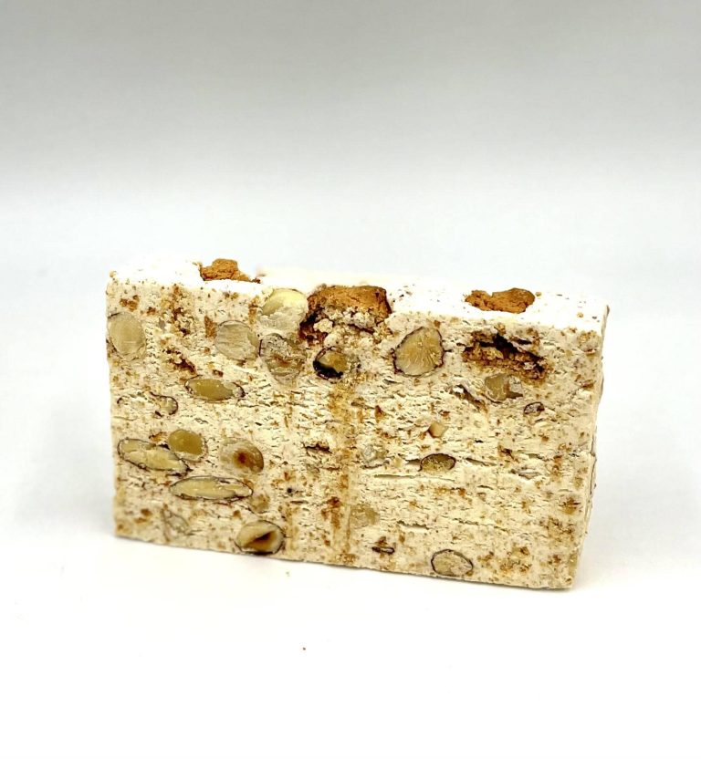 Nougat Taart (Amaretto)