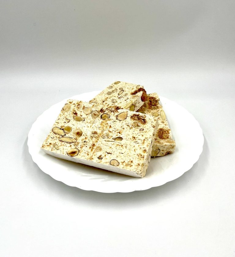 Nougat Taart (Amaretto)